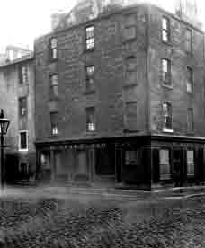 McLeans Bar Carrick Street